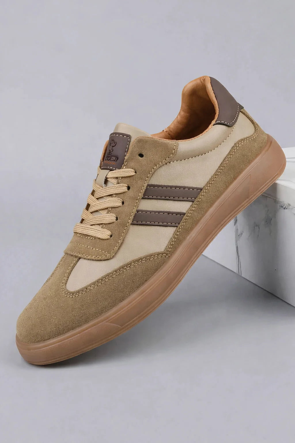 Alven Classic Leather Sneakers