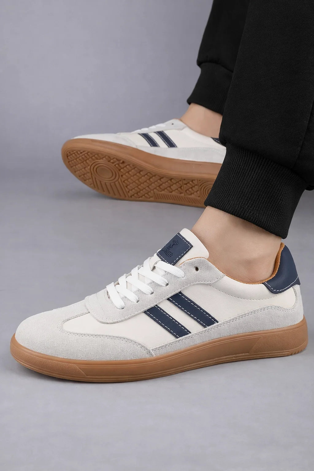 Alven Classic Leather Sneakers